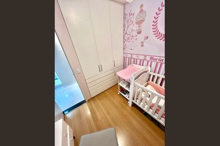 Apartamento à venda com 86m², 3 quartos e 4 vagasQuarto 2