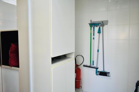 Apartamento à venda com 127m², 3 quartos e 4 vagas Apartamento à venda com 127m², 3 quartos e 4 vagasÁrea de Serviço