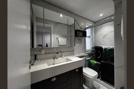 Apartamento à venda com 156m², 4 quartos e 3 vagasBanheiro 2