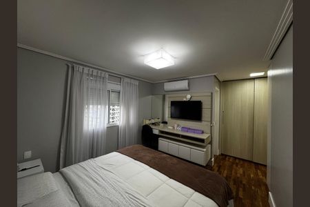 Apartamento à venda com 156m², 4 quartos e 3 vagasQuarto 2