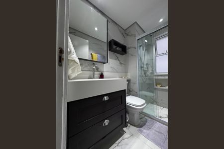 Apartamento à venda com 156m², 4 quartos e 3 vagasBanheiro 1