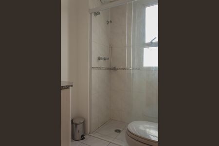 Apartamento à venda com 82m², 3 quartos e 2 vagas Apartamento à venda com 82m², 3 quartos e 2 vagasBanheiro Social