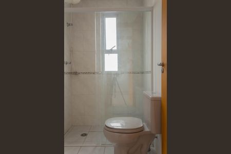 Apartamento à venda com 82m², 3 quartos e 2 vagas Apartamento à venda com 82m², 3 quartos e 2 vagasBanheiro Social