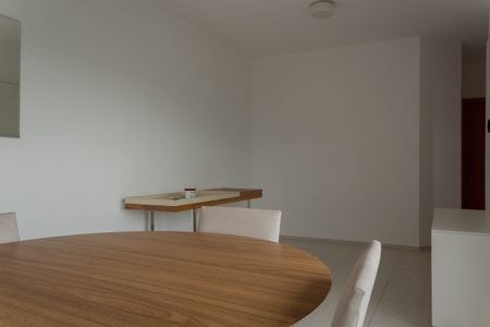 Apartamento à venda com 82m², 3 quartos e 2 vagas Apartamento à venda com 82m², 3 quartos e 2 vagasSala