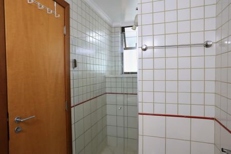 Apartamento à venda com 80m², 3 quartos e 2 vagasBanheiro da Suíte