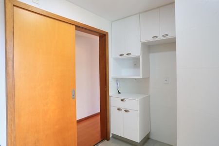 Apartamento à venda com 80m², 3 quartos e 2 vagasCozinha e Área de Serviço