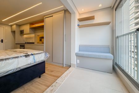 Studio à venda com 25m², 1 quarto e sem vaga Studio à venda com 25m², 1 quarto e sem vagaVaranda