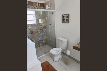 Casa à venda com 75m², 2 quartos e 2 vagas