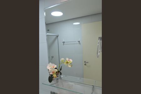 Apartamento à venda com 68m², 2 quartos e 1 vaga Apartamento à venda com 68m², 2 quartos e 1 vagaBanheiro da Suíte