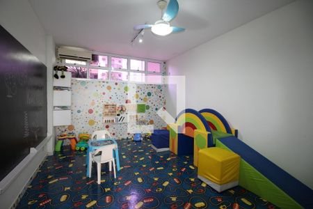 Apartamento à venda com 68m², 2 quartos e 1 vaga Apartamento à venda com 68m², 2 quartos e 1 vagaBrinquedoteca