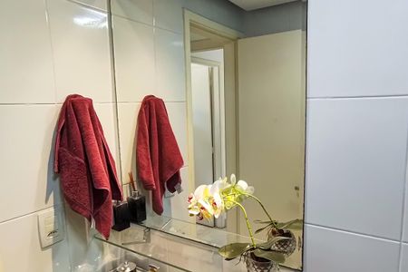 Apartamento à venda com 68m², 2 quartos e 1 vaga Apartamento à venda com 68m², 2 quartos e 1 vagaBanheiro Social