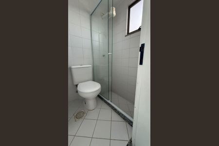 Apartamento à venda com 221m², 4 quartos e 3 vagas Apartamento à venda com 221m², 4 quartos e 3 vagasBanheiro de Serviço