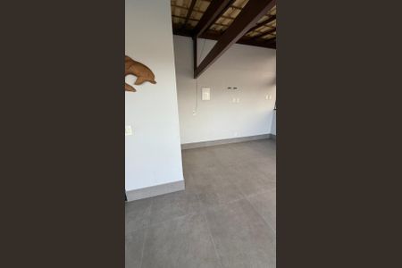 Apartamento à venda com 221m², 4 quartos e 3 vagas Apartamento à venda com 221m², 4 quartos e 3 vagasÁrea Externa