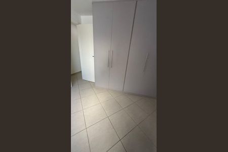 Apartamento à venda com 221m², 4 quartos e 3 vagas Apartamento à venda com 221m², 4 quartos e 3 vagasQuarto 1