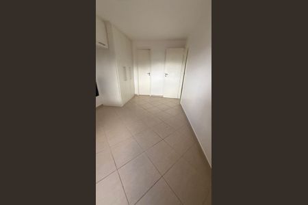 Apartamento à venda com 221m², 4 quartos e 3 vagas Apartamento à venda com 221m², 4 quartos e 3 vagasQuarto 2
