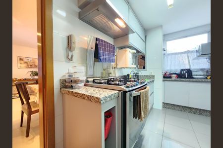 Apartamento à venda com 103m², 3 quartos e 2 vagas Apartamento à venda com 103m², 3 quartos e 2 vagasCozinha