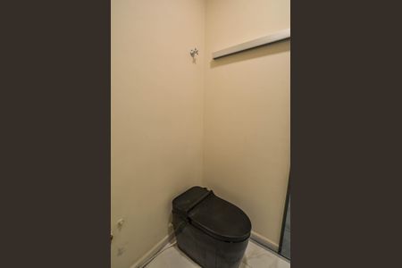 Apartamento à venda com 123m², 2 quartos e 4 vagasBanheiro Social