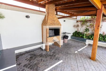 Apartamento à venda com 86m², 4 quartos e 2 vagas Apartamento à venda com 86m², 4 quartos e 2 vagasÁrea comum - Churrasqueira