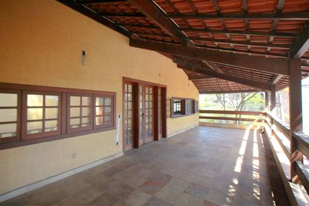 Casa à venda com 793m², 6 quartos e 3 vagasVaranda Suíte