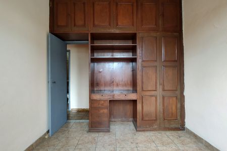 Apartamento à venda com 64m², 3 quartos e 1 vaga Apartamento à venda com 64m², 3 quartos e 1 vagaQuarto 2 - Armários