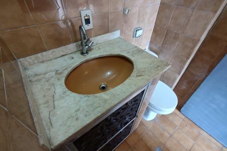 Apartamento à venda com 64m², 3 quartos e 1 vaga Apartamento à venda com 64m², 3 quartos e 1 vagaBanheiro Social