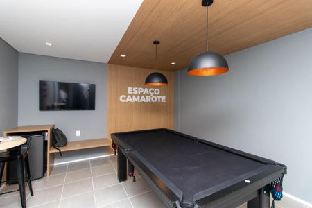 Apartamento à venda com 39m², 2 quartos e sem vagaÁrea comum