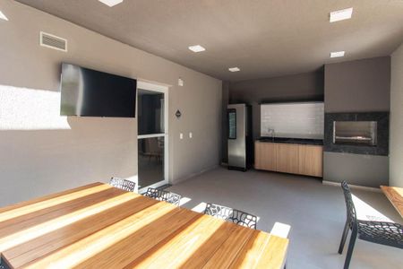 Apartamento à venda com 39m², 2 quartos e sem vagaÁrea comum - Churrasqueira