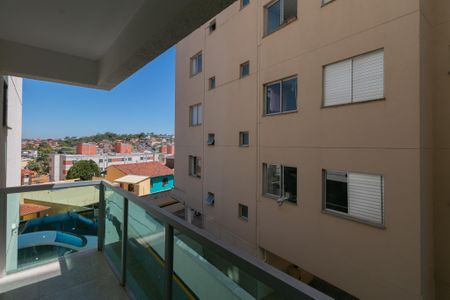 Apartamento à venda com 102m², 3 quartos e 2 vagas Apartamento à venda com 102m², 3 quartos e 2 vagasVista/Sala
