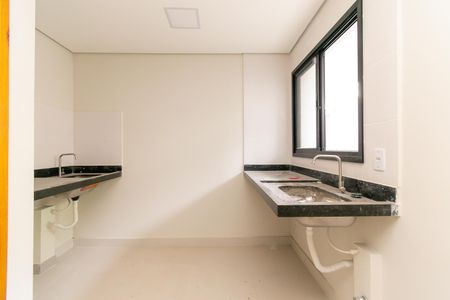 Apartamento à venda com 30m², 1 quarto e sem vaga Apartamento à venda com 30m², 1 quarto e sem vagaCozinha e Área de Serviço