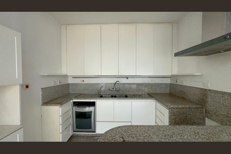 Casa à venda com 200m², 2 quartos e sem vagaCozinha