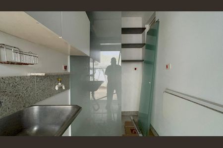Casa à venda com 200m², 2 quartos e sem vagaÁrea de Serviço