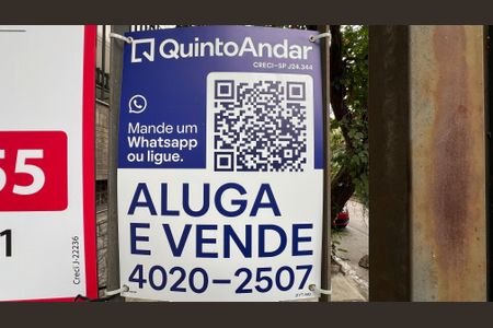 Casa à venda com 200m², 2 quartos e sem vagaPlaquinha