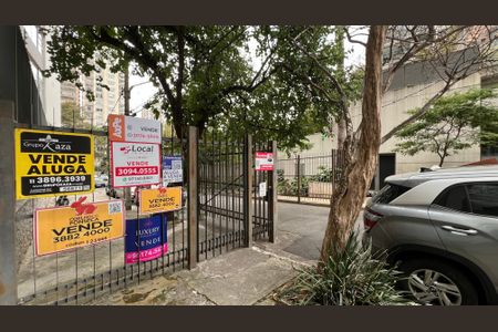 Casa à venda com 200m², 2 quartos e sem vagaFachada