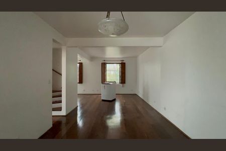 Casa à venda com 200m², 2 quartos e sem vagaSala