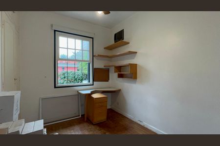 Casa à venda com 200m², 2 quartos e sem vagaQuarto