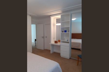 Casa à venda com 360m², 3 quartos e 4 vagas Casa à venda com 360m², 3 quartos e 4 vagasQUARTO