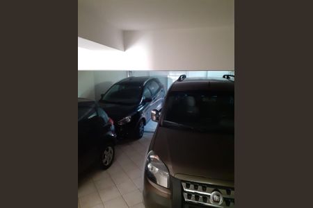 Casa à venda com 360m², 3 quartos e 4 vagas Casa à venda com 360m², 3 quartos e 4 vagasGARAGEM