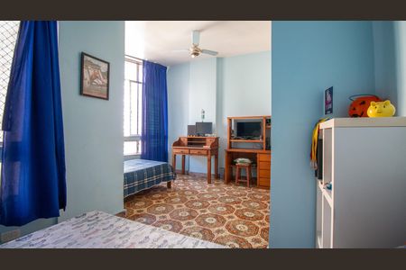 Apartamento à venda com 130m², 3 quartos e 1 vaga Apartamento à venda com 130m², 3 quartos e 1 vagaQuarto