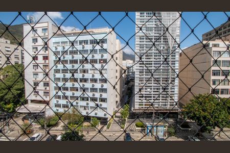 Apartamento à venda com 130m², 3 quartos e 1 vaga Apartamento à venda com 130m², 3 quartos e 1 vagaVista do Quarto