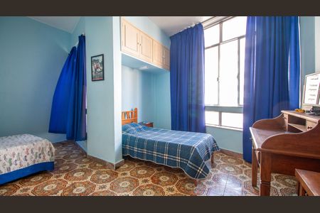 Apartamento à venda com 130m², 3 quartos e 1 vaga Apartamento à venda com 130m², 3 quartos e 1 vagaQuarto