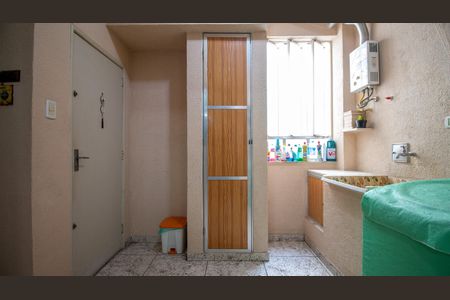 Apartamento à venda com 130m², 3 quartos e 1 vaga Apartamento à venda com 130m², 3 quartos e 1 vagaÁrea de Serviço