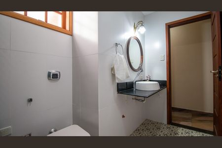 Apartamento à venda com 130m², 3 quartos e 1 vaga Apartamento à venda com 130m², 3 quartos e 1 vagaBanheiro Social