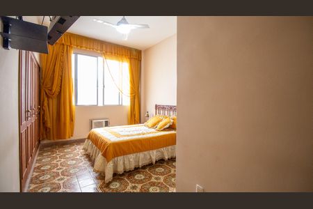 Apartamento à venda com 130m², 3 quartos e 1 vaga Apartamento à venda com 130m², 3 quartos e 1 vagaSuíte 2