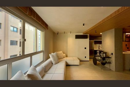 Apartamento à venda com 127m², 3 quartos e 1 vaga Apartamento à venda com 127m², 3 quartos e 1 vagaSala de TV