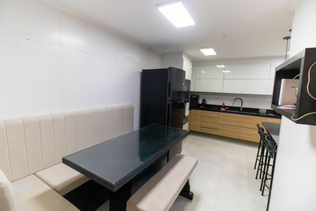 Apartamento à venda com 140m², 3 quartos e 1 vagaCozinha e Área de Serviço
