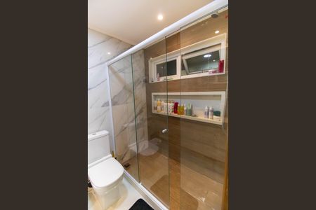 Apartamento à venda com 140m², 3 quartos e 1 vagaBanheiro da Suíte