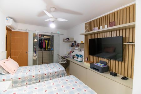 Apartamento à venda com 140m², 3 quartos e 1 vagaQuarto 2