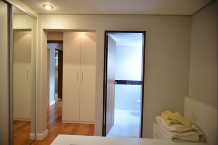 Apartamento à venda com 93m², 3 quartos e 2 vagasSuíte