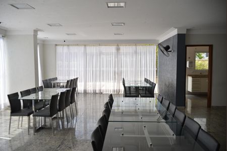 Apartamento à venda com 93m², 3 quartos e 2 vagasÁrea comum - Salão de festas