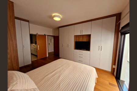 Casa à venda com 249m², 3 quartos e 2 vagas Casa à venda com 249m², 3 quartos e 2 vagasQuarto Suíte